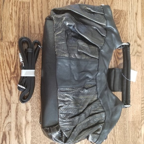 NWT Lavish Snakeskin Look Handbag with Long Strap Reptile Print Everyday Accents - Picture 2 of 8